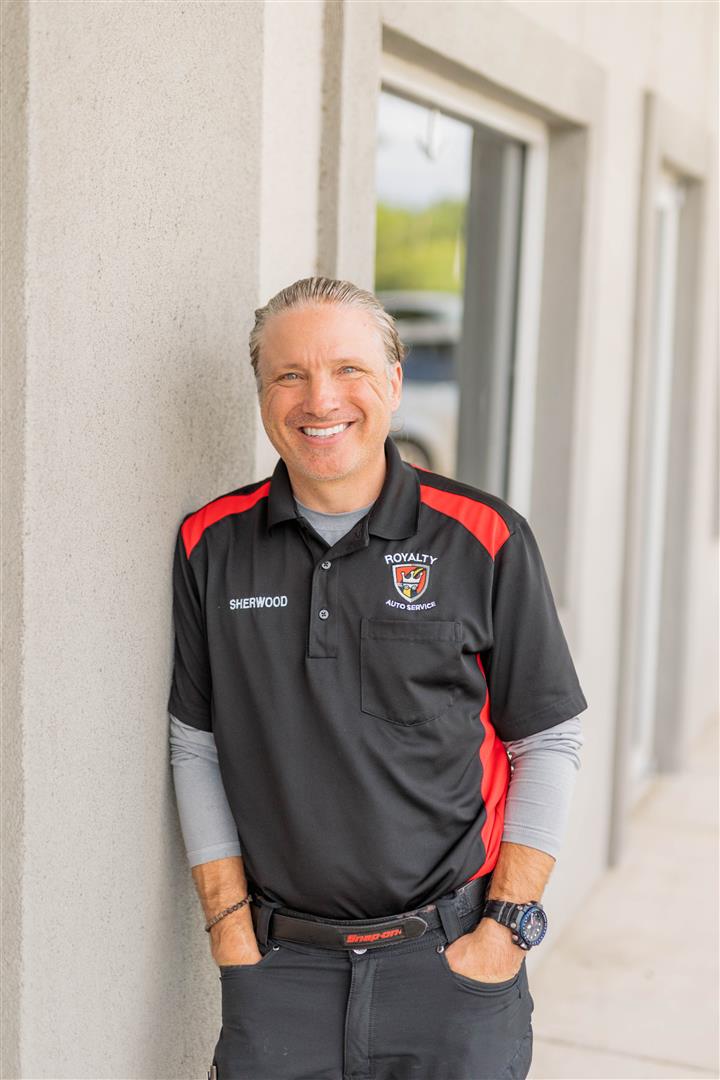 Sherwood Cooke | Royalty Auto Service